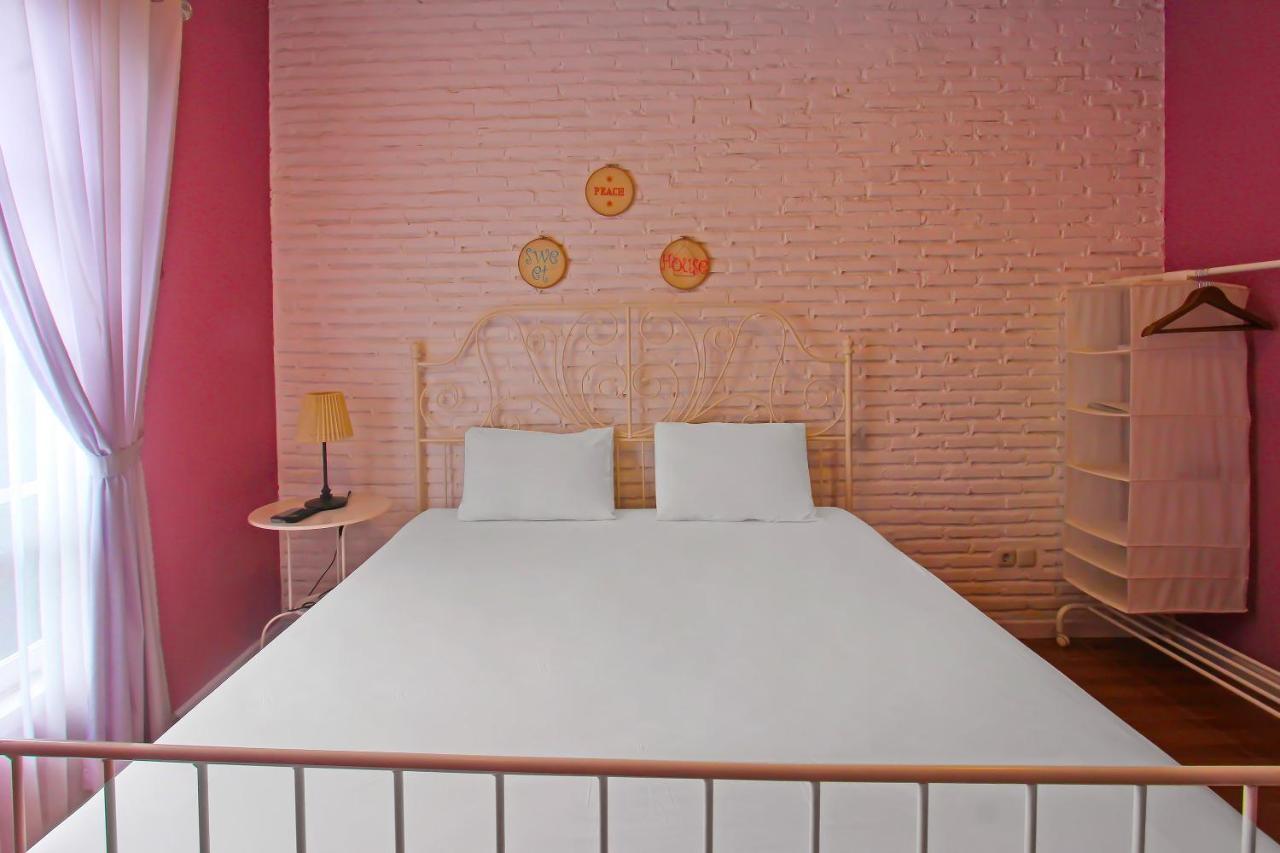Hotel Sweet Peach House Montongbuwoh Exterior foto